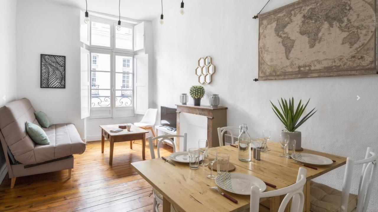 Feydeau Apartment น็องต์ ภายนอก รูปภาพ